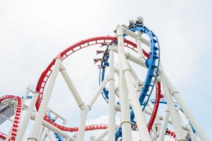 รถไฟเหาะ ภาษาจีน